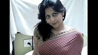 tamil aunties milky boob