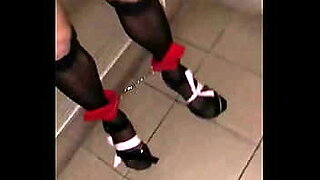 nikki benz in fishnet stockings takes gigantic dick free mp4 video