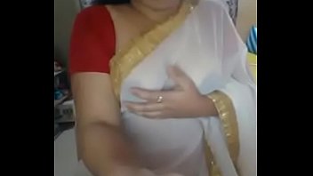 indian downblouse boobs