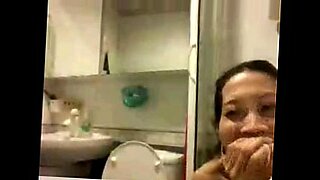 maria ozawa in her bathroom murid