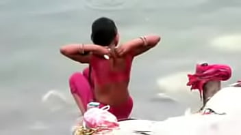 tamil village girl hiddin com bathing outdoor video