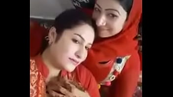 desi grop lesbo