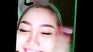 video gadis cantik tetek besar puki tembam download