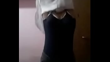 remove the saree withsex