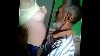 sexe entre papa et sa fille