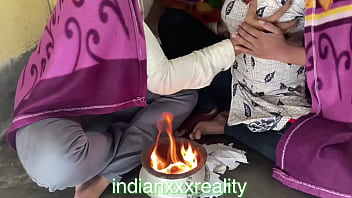 hindi boltikahani sister and brother xxxcom