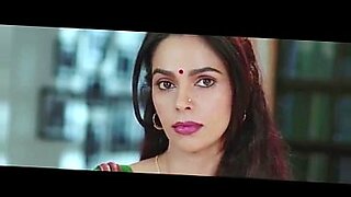 bollywood actress malika sherawat video