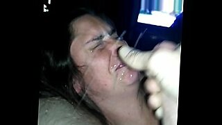 female bodybuilder gives blowjob and takes facial