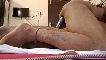 indian aunty seduces