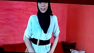 15 year old hijab girl